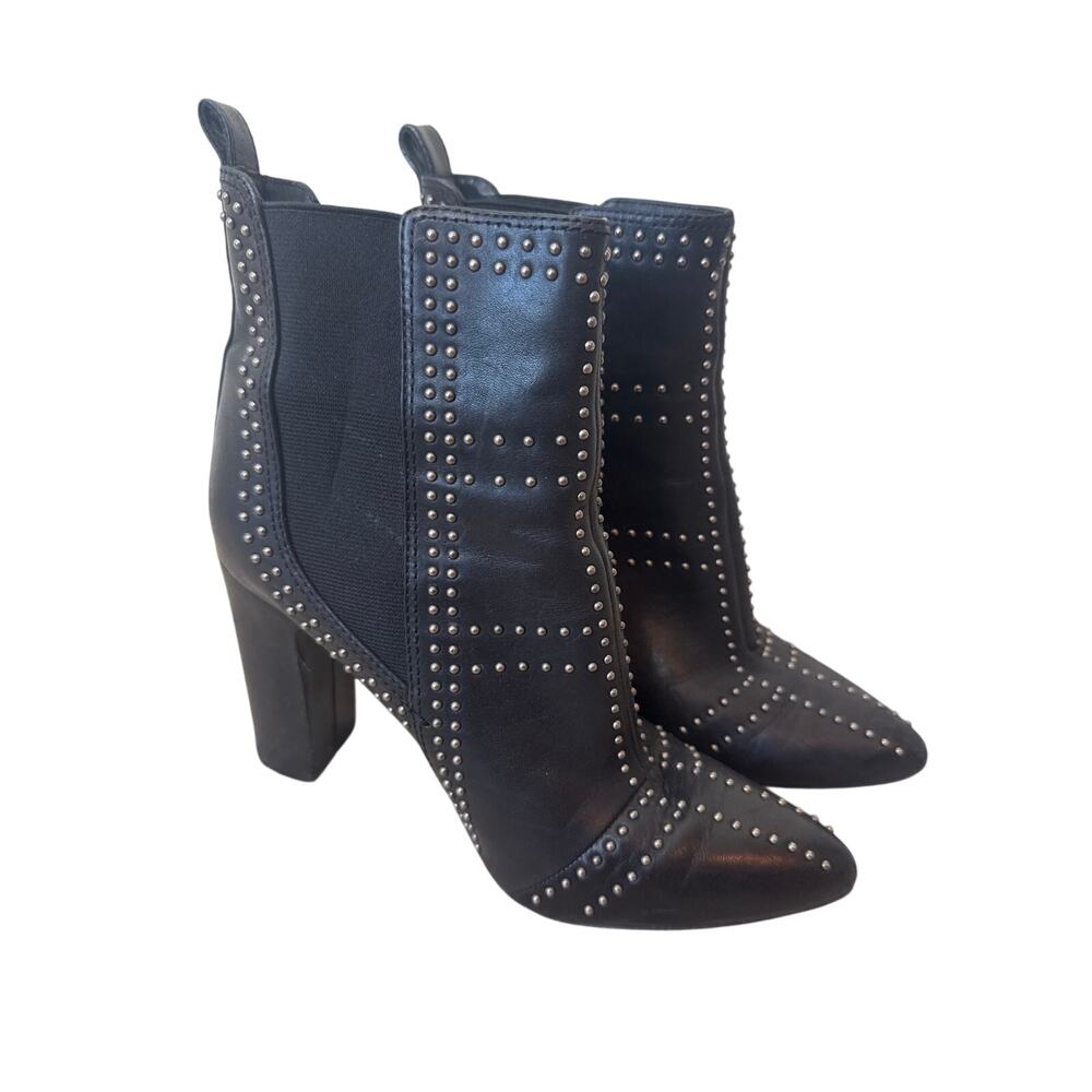 VINCE CAMUTO Basila Studded Leather Pointed Toe Ankle Boot Black Silver Size 7